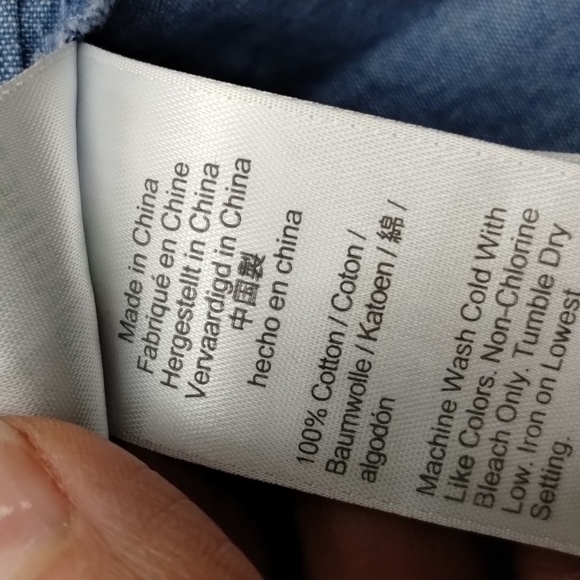 J. Crew Denim Chambray Small Long Sleeve Sleeve Partial Button Cotton - Picture 9 of 9